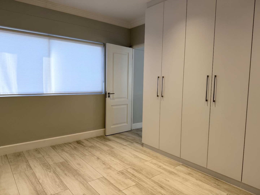 To Let 2 Bedroom Property for Rent in Oakdale Western Cape